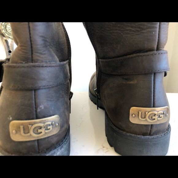 UGG Size 7 leather Dark Brown Boots Buckled Detailing - Picture 5 of 8
